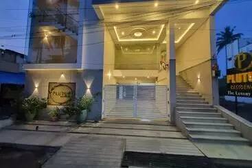 Hôtel Plutus Residency