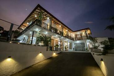 Hotel Danisco Leisure Bunglow