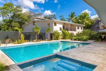 Hotelli Palm Beach Inn