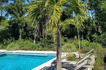 Отель Palm Beach Inn