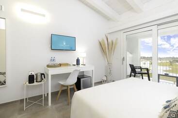 Отель S'Arena Beach