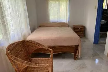 Majatalo Robin Hood Guest House