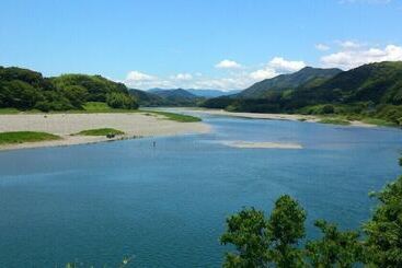 酒店 Tosawashi Kougeimura Qraud