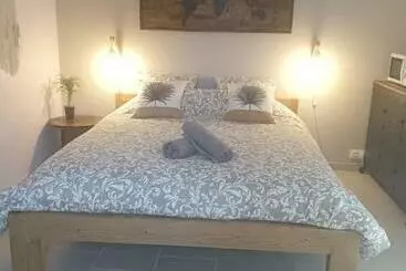 Bed and Breakfast La Chouette Villa ,chambre De 20m2 Totalement Indépendante Avec Terrasse