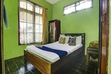 Hotel Oyo Homes 91155 Desa Wisata Selamanik Ciamis
