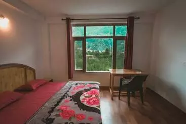 Multiverse Hostel & Stay