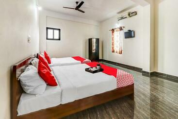 호텔 Oyo 87355 Sbr Residence