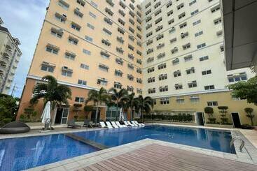 Pension Elie S Home Holland Park