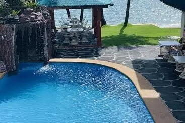 Badladz Beach And Dive Resort