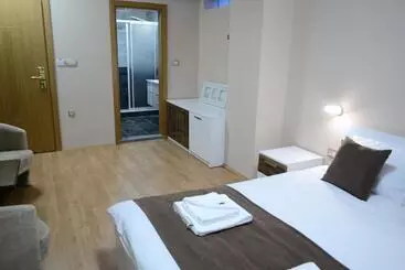 هتل آپارتمان City House Bitola