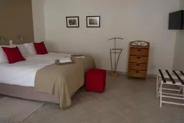 هتل Meikes Guesthouse