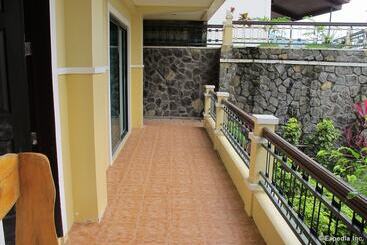 منتجع The Manor At Puerto Galera