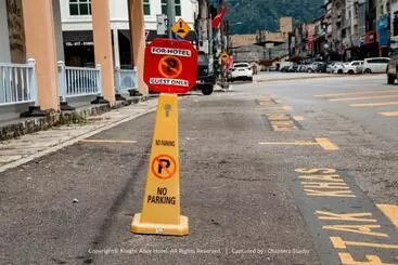 Bed and Breakfast Knight Alley