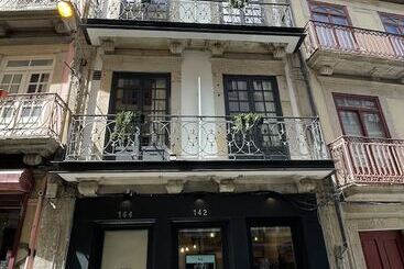 هتل Mystay Porto São Bento