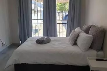 Pension Bayswater Guest Rooms