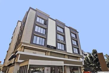 Hotel Collection O Laxmi Kuber