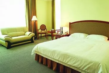 Hotel Carefree