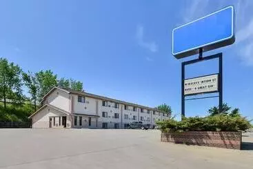 モーテル Dickinson Inn