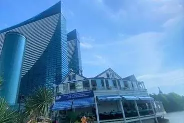 Aparthotel Orbi City Batumi With Sea View