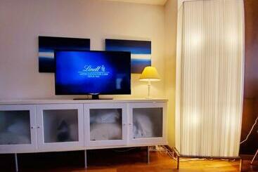 هاستل In The Heart Of Zurich   Pedestrian Area   Close To Central, Main Train Station And Riverside
