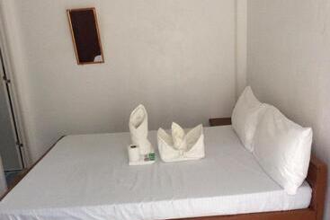 膳宿费 Bucana Beachfront Guesthouse