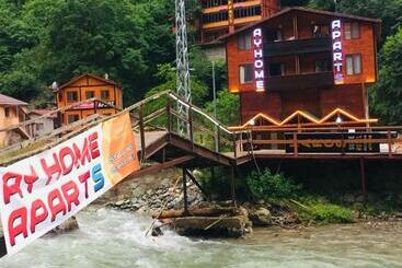 アパートホテル Ay Home Apart&bungalov