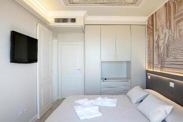 Opera Arte Suite Apartments