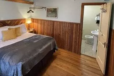 ホテル Skyline Village Inn