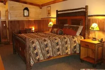 فندق The Lodges At Cresthaven