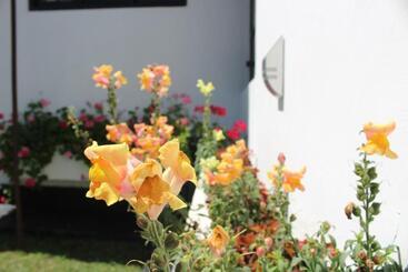 پانسیون Bungalow 28