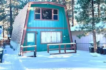 کلبه Moose Den