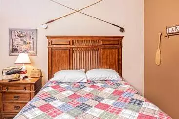 کلبه Rocky Adventures