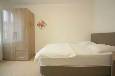 Apartments Swiss Star Aussersihl