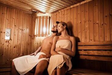 هتل Lord   Warsaw Airport