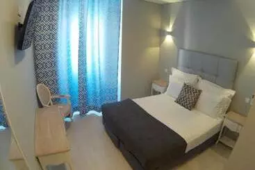 هتل Pensao Estacao Central