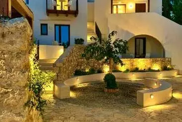 Hotel The Authentic Village Boutique