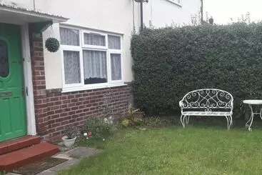 レジデンス Homely 4 Bed House In Manchester