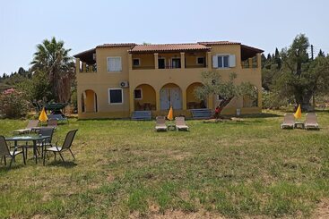 هتل Summer Desire