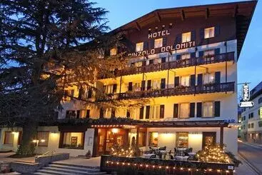 Aamiaismajoitus (B&B) Dolomiti Pinzolo