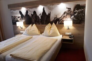 ホテル Lammertalerhof