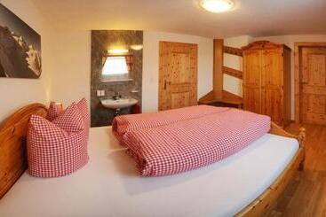 ホテル Tobadillerhof