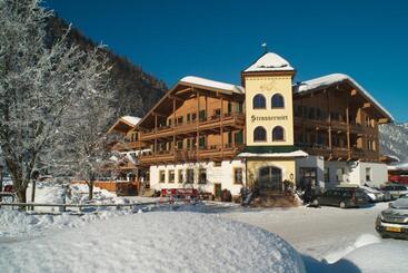 Landhotel Strasserwirt