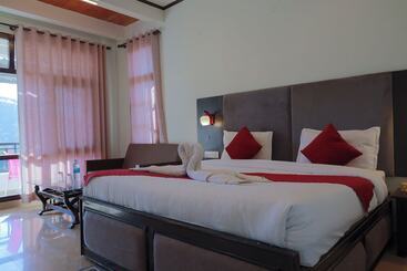 هتل Treebo Spring Birds