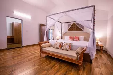 Hotelli Tuskers Hill By Poppys Anaikatti