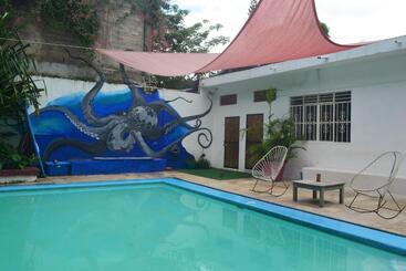 ホテル Casa Pancho Playa