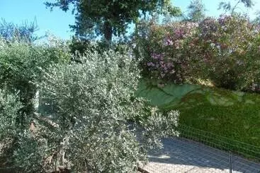 ホテル On Holiday Between Sky And Sea Geco Di Campiglia Pet Friendly Big Garden