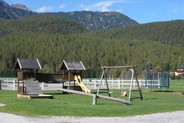 茅舍 Bauernhof Hausegger