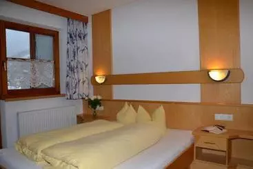 호텔 Sonnenhof Apartments & Zimmer