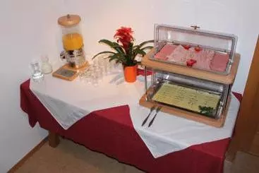 تختخواب و صبحانه Vogelhaendler Pension