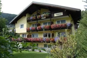 تختخواب و صبحانه Pension & Appartement Fortin